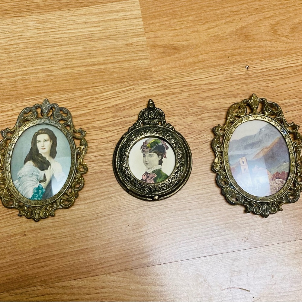 New *HTF* VINTAGE ⭐️ 3 Piece Hanging Framed Art Decor Set